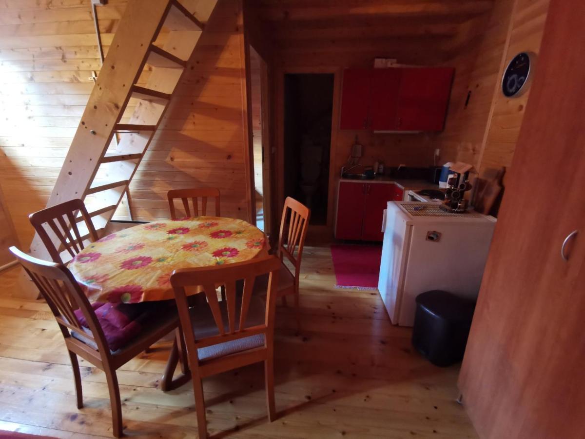 Apartman Bugar Mitrovac Eksteriør bilde